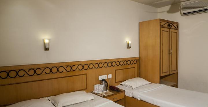 Saluja Residency Hotel Sziliguri Kültér fotó