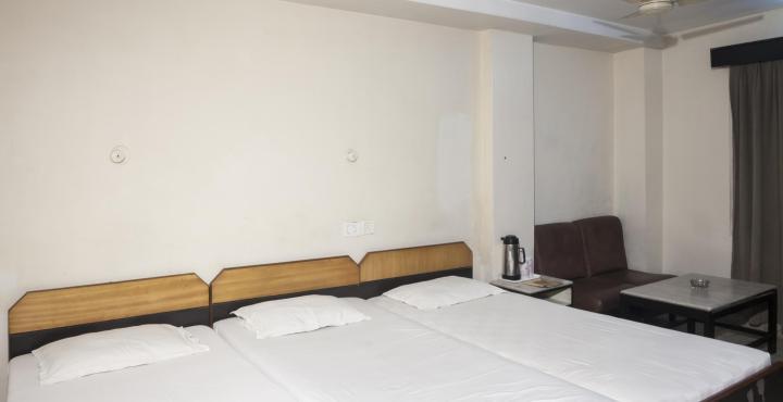 Saluja Residency Hotel Sziliguri Kültér fotó