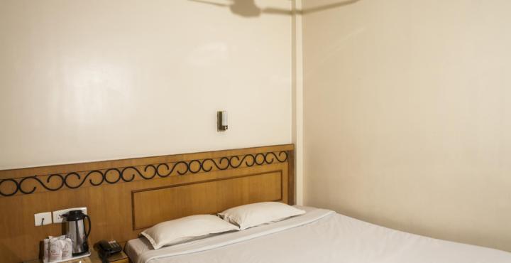 Saluja Residency Hotel Sziliguri Kültér fotó