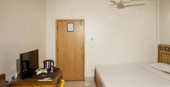 Saluja Residency Hotel Sziliguri Kültér fotó