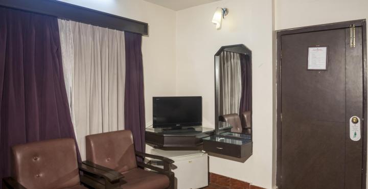 Saluja Residency Hotel Sziliguri Kültér fotó