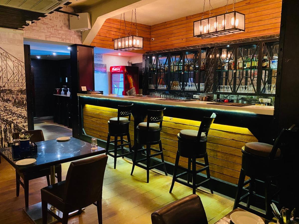 Saluja Residency Hotel Sziliguri Kültér fotó