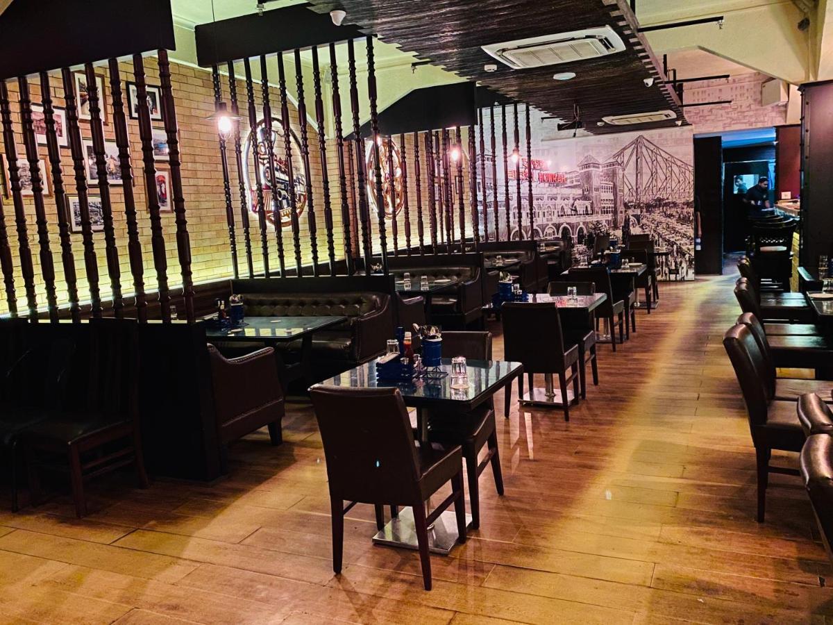 Saluja Residency Hotel Sziliguri Kültér fotó