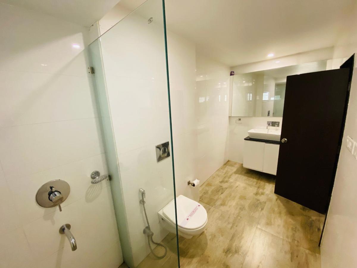 Saluja Residency Hotel Sziliguri Kültér fotó